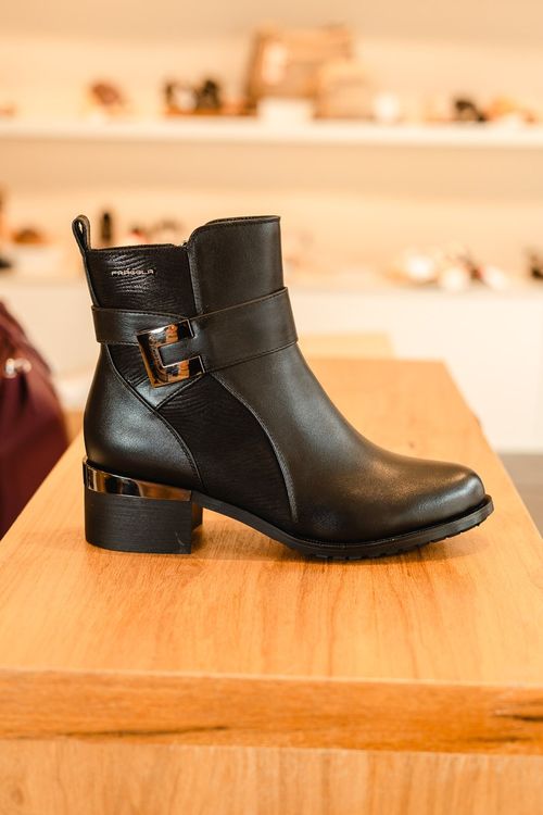 Botineta con velcro y tacon bajo mujer FRAGOLA - NEGRO