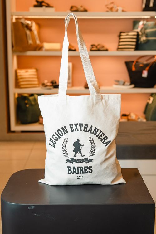 Bolso Tote LEGION EXTRANJERA - BEIGE NEGRO